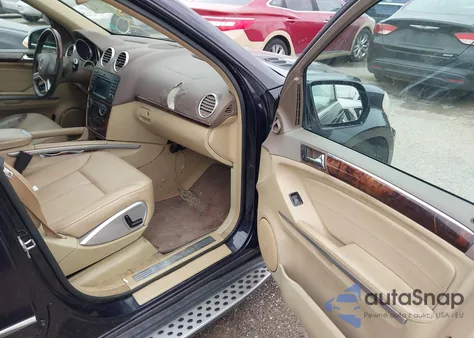 2010 Mercedes-Benz Gl 450 4Matic z USA, uszkodzony, nr VIN 4JGBF7BE1AA615009